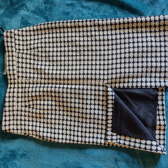 Banana Republic Textured Black and White Cotton Blend Pencil Mini Skirt NWT - Picture 4 of 4